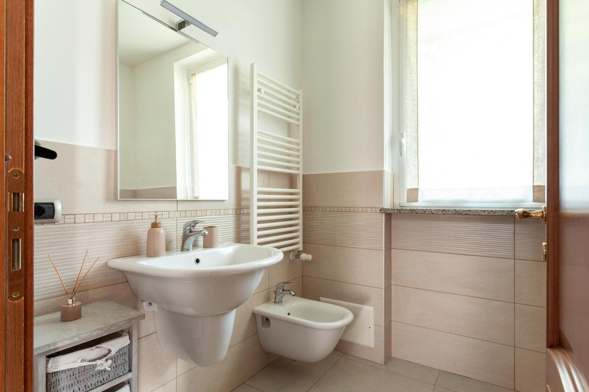 Apartment Misiadele カルナーゴ エクステリア 写真