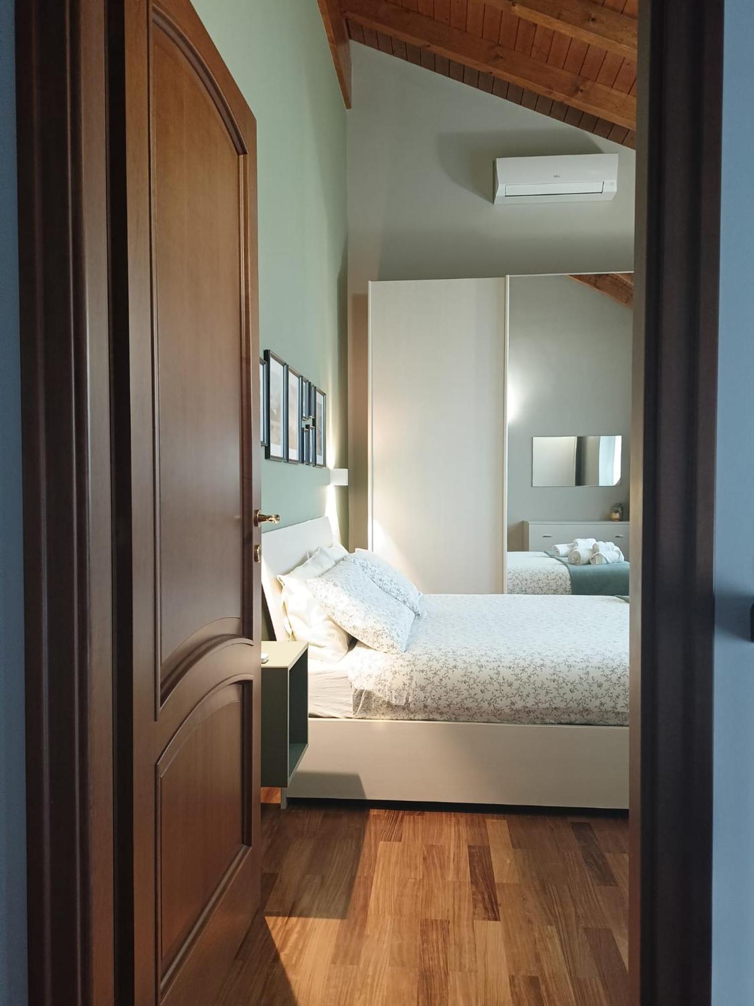 Apartment Misiadele カルナーゴ エクステリア 写真